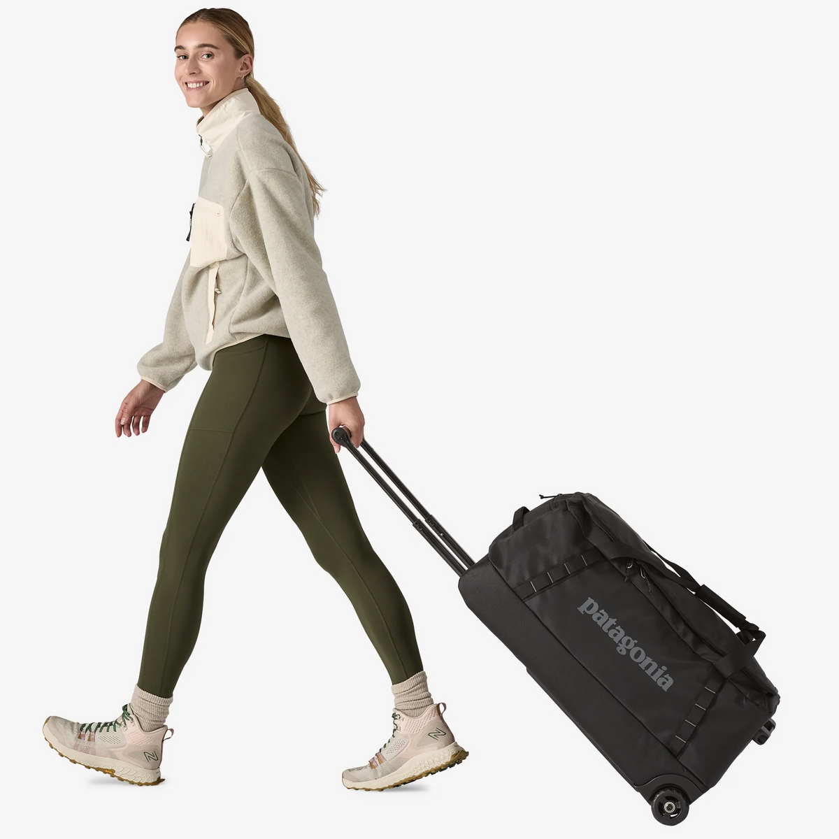 Patagonia 49381 Black Hole Wheeled Duffel 70L Black