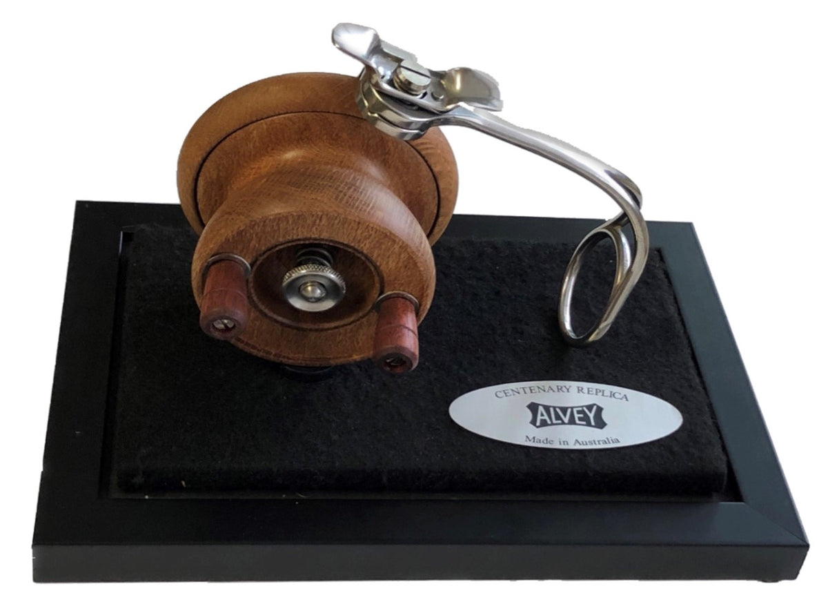 Alvey V-Slot VS5 Replica Timber Sidecast Reel