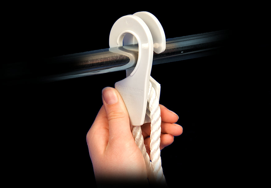 SAW Pair of Fast Fender Boat Fender Clip Attachments to Suit 25mm Rails - Light Grey