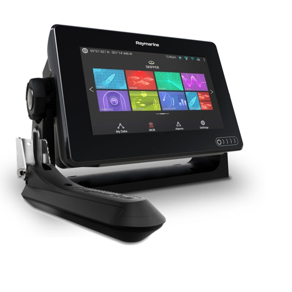 Raymarine Axiom 7 RV MFD Integrated RealVision 3D 600W Sonar RV-100 Transducer with Navionics Combo Unit